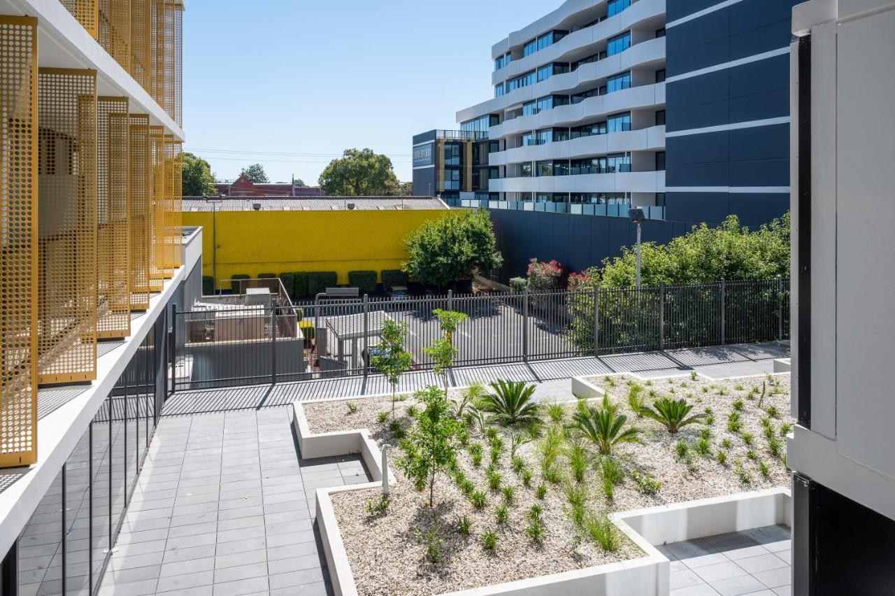 Oros Hotel And Apartments Oakleigh Kültér fotó